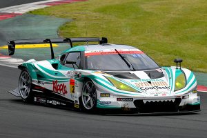 SUPER GT300クラス 優勝 | LOTUS 茨城｜ガレージルーフ