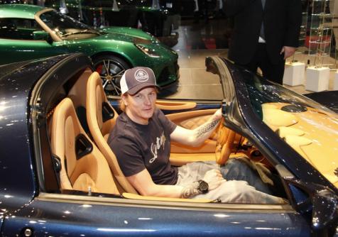 Kimi launches Exige S Roadster at Geneva Motorsho 2012