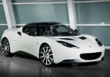 Carbon Concept Evora